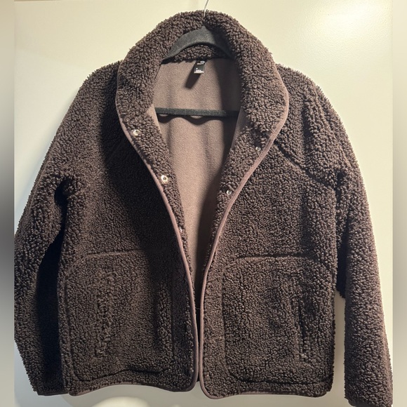 GAPFit Chocolate Fleece Jacket. Size S - Picture 1 of 4